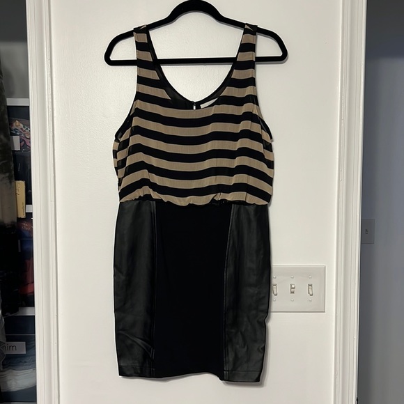 Lush Striped Blouson Dress with Faux Leather Panels - Picture 2 of 12